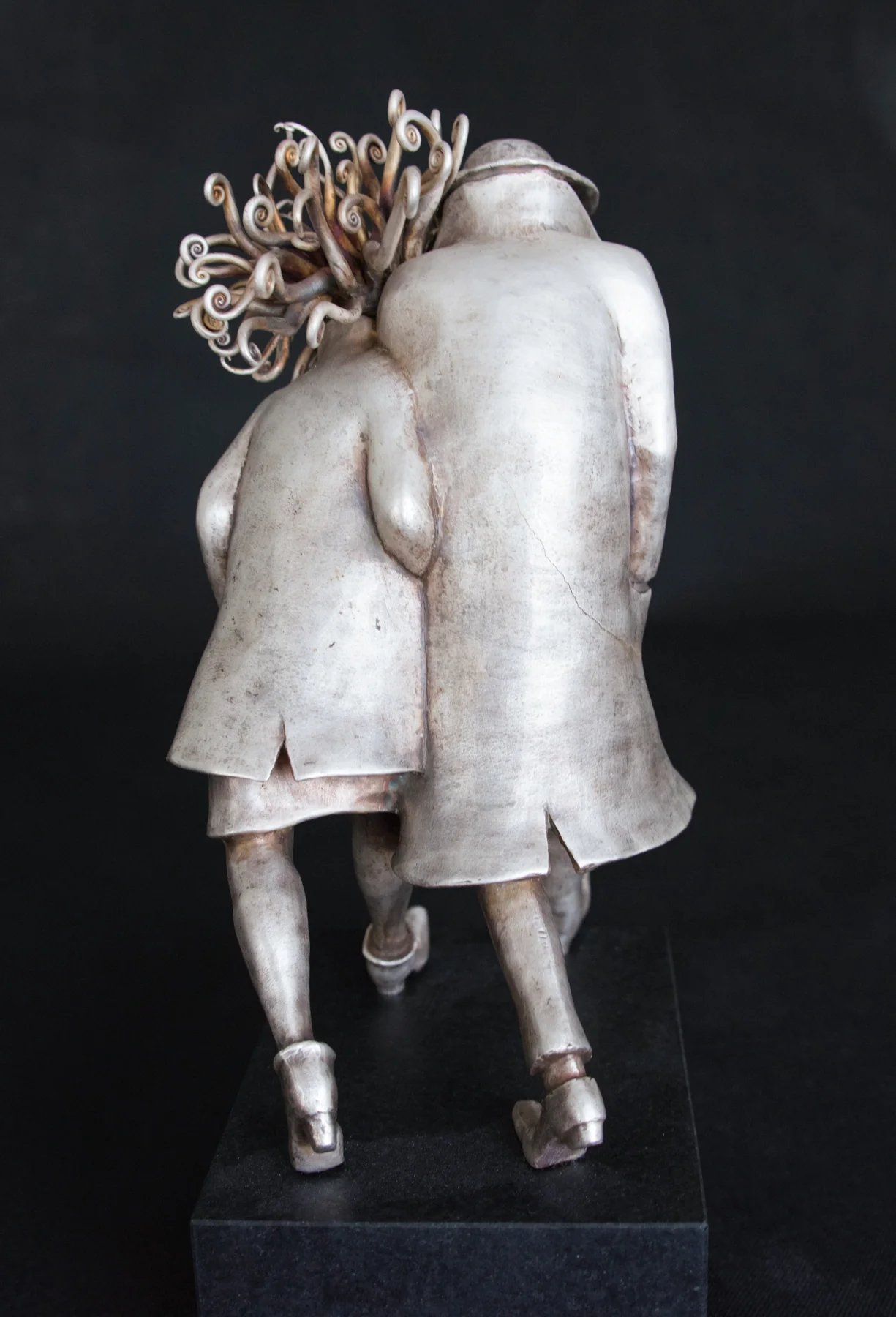 Bronze Sculpture | Passers-by - Image 3